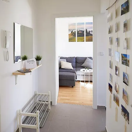 Gemütliches In Zentraler Lage *