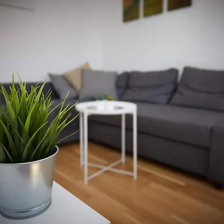 Gemuetliches In Zentraler Lage * 그라츠