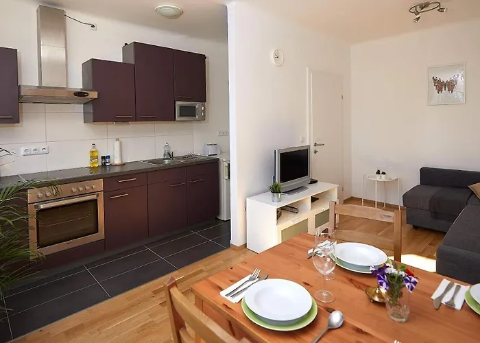 Gemuetliches In Zentraler Lage 그라츠